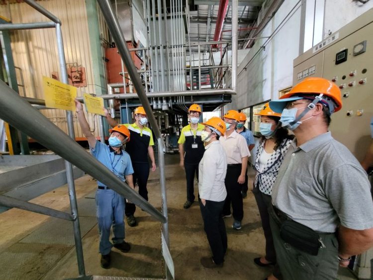 110年經濟部節能標竿獎出爐 43家節能標竿企業學校脫穎而出 110年經濟部節能標竿獎出爐  43家節能標竿企業學校脫穎而出