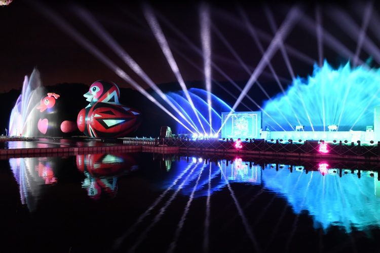 2021紅面鴨歡樂派對盒 徐榛蔚歡迎國人一起來開箱 2021紅面鴨歡樂派對盒 徐榛蔚歡迎國人一起來開箱