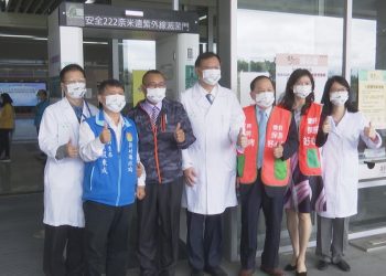 3秒消滅新冠病毒  技嘉捐贈新竹臺大防疫滅菌門