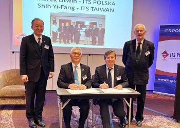 搶進波蘭商機 台灣與波蘭智慧運輸協會簽定MOU