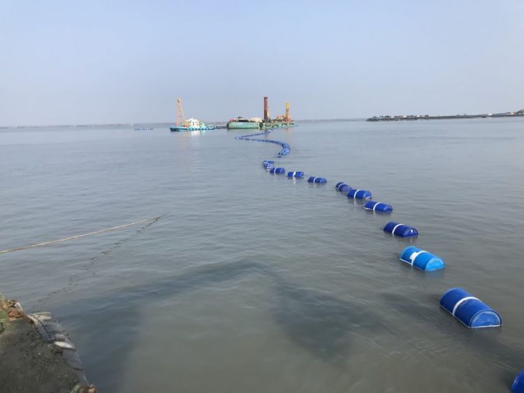 十年磨一劍!電網展新頁綠能創新局 台澎海纜30日凌晨連接兩端電網正式加入運轉 十年磨一劍!電網展新頁綠能創新局 台澎海纜30日凌晨連接兩端電網正式加入運轉