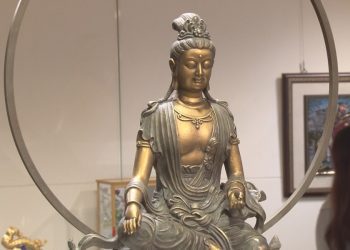 張炳鈞多媒材創作展  文創作品須與國際接軌