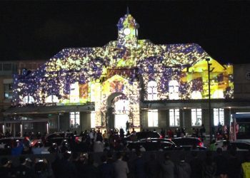 新竹光臨藝術節開幕  3D雷射點亮新竹火車站