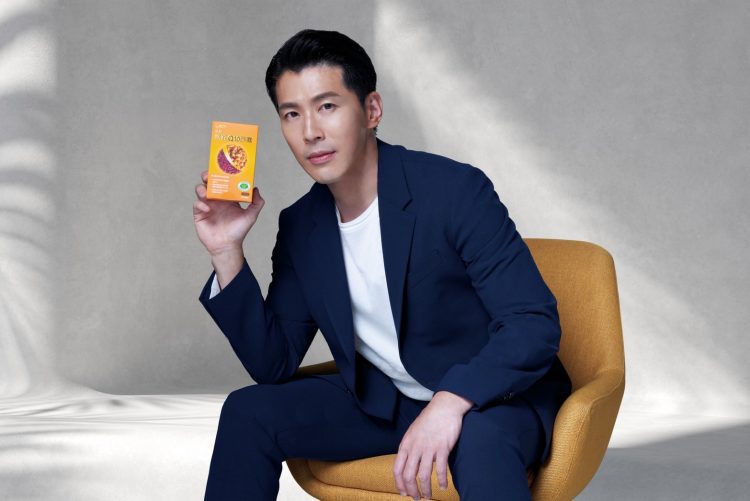 黃少祺越活越年輕 代言LAC新加坡保健品牌 黃少祺越活越年輕 代言LAC新加坡保健品牌