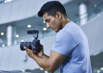 Sony 發表新款狠角「攝」　旗艦級 α7 IV 數位相機登場