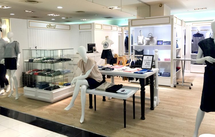 百貨服飾Olivo週年慶下殺8折 滿額再送包包+羊毛披肩 ▲櫃位照片-台南新光西門店(圖/olivo提供)