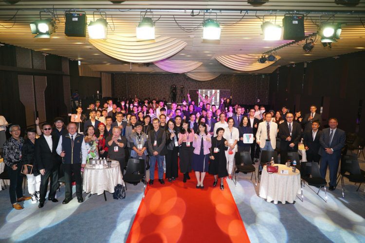 2021 臺灣國際平面設計獎 點亮設計動能 展現產業美學實力 2021 臺灣國際平面設計獎 點亮設計動能 展現產業美學實力