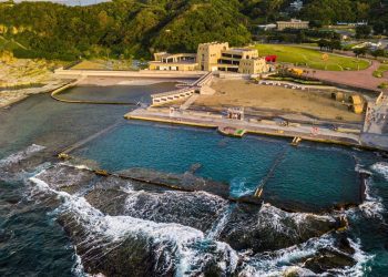 交通部觀光局北觀處以和平島地質公園榮獲「第19屆民間參與公共建設金擘獎」政府團隊獎優等