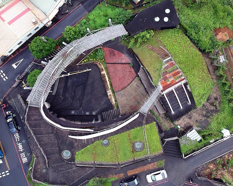 員山機堡「紅」到知名的義大利威尼斯建築展 員山機堡「紅」到知名的義大利威尼斯建築展