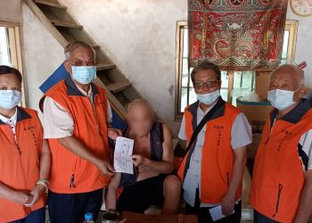 嘉義無極門行善功德會 大林、新港急助四弱勢