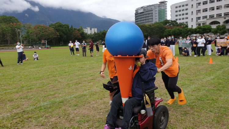 慈大校慶呈多元特色 校園溢滿熱情與熱血