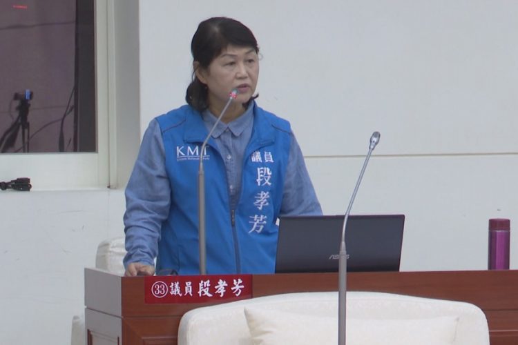 敬老卡立意良善 段孝芳籲放寬使用規則 敬老卡立意良善 段孝芳籲放寬使用規則