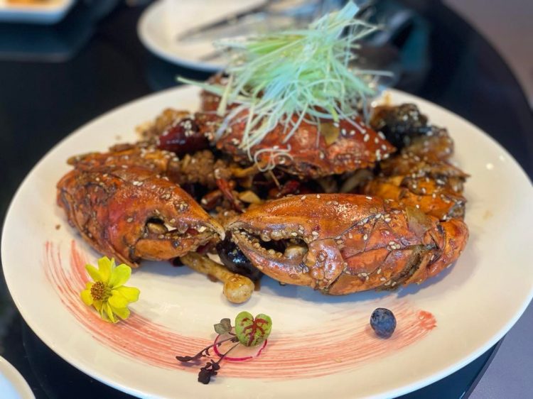 逸薈軒膾不厭細  食衛打頭陣、吸睛手點金多蟹