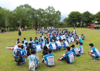 響應〈我們的島，無痕山林〉 花中師生圓滿淨山護山