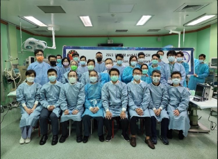 台灣美容醫學教育學會日前成立暨第15屆三總臉部整形手術大體實作課程。(圖/台灣美容醫學教育學會提供)