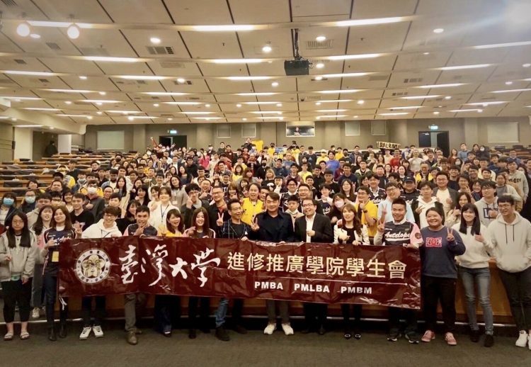 中華職棒明星彭政閔至台大PM學程演講 ▲中華職棒明星彭政閔至台大PM學程演講(圖/臺大PM學程學生會提供)