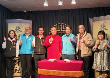 「朱德剛相聲茶館」相聲中開幕 歡笑一籮筐