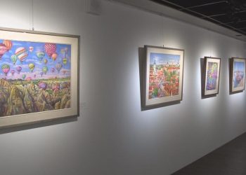 張翠滿畫遊西畫個展 環遊世界不用飄洋過海