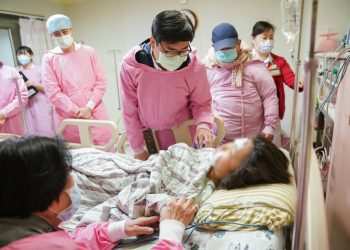 探望河東路酒駕事故傷者　陳其邁：從嚴從速偵辦，決不寬貸