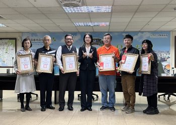 有愛無礙 民眾票選通用計程車優良駕駛出爐