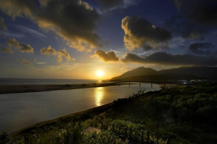 東北角產業串連自辦迎日出 推出多項優惠促消費 東北角產業串連自辦迎日出 推出多項優惠促消費