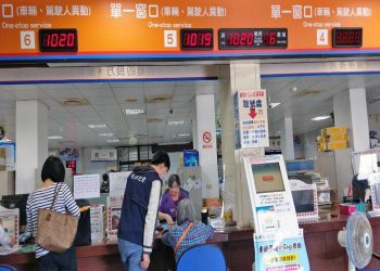 汰舊換新污染少 不讓髒車路上跑