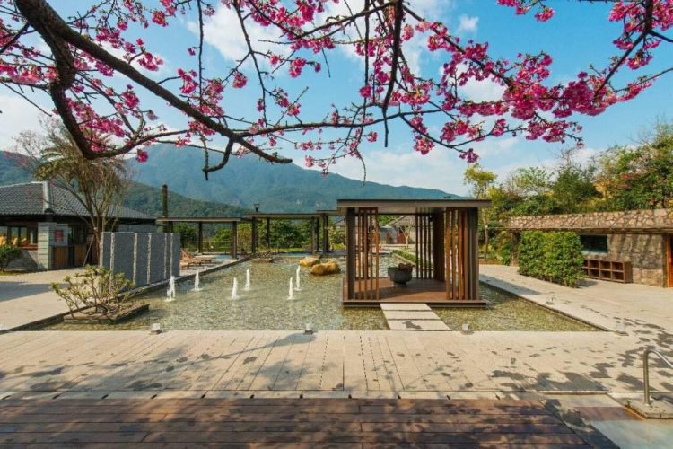 自然山水相互輝映 金山萬里泡湯選擇豐富