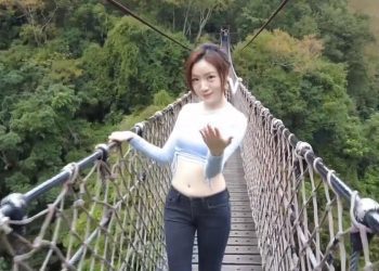 選美佳麗遊玩角板山 嚐美食俯瞰小烏來