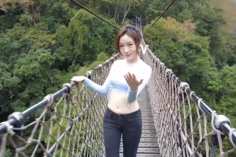 選美佳麗遊玩角板山 嚐美食俯瞰小烏來 選美佳麗遊玩角板山 嚐美食俯瞰小烏來