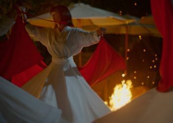 馥森 阪治「生之饗宴」晚餐即將正式登場 首創五感劇場式體驗 以篝火燃起生命的序曲