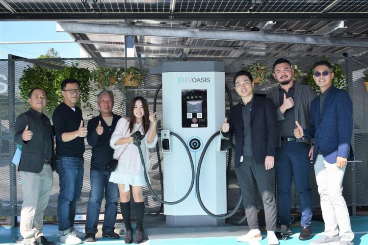 EVOASIS 全面導入綠電 比例已達30%以上 自建光電棚加採購綠電 打造零碳電動車充電生活圈 EVOASIS 全面導入綠電 比例已達30%以上 自建光電棚加採購綠電 打造零碳電動車充電生活圈