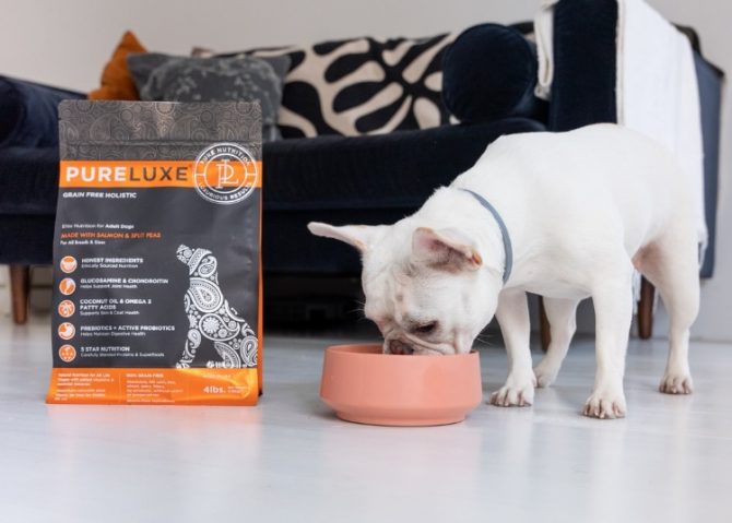 ureLUXE 循味 天然無穀犬貓糧(力奇寵物網路商店獨家代理) 低GI(升醣指數)配方。(圖/力奇寵物提供)