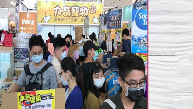 全球疫情下加速毛小孩時代大躍進 ▲力奇寵物網路商店參加高雄寵物展,推廣線上快速購買快速出貨(圖/力奇寵物提供)