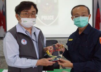 為打擊犯罪再升級　中油石化捐助雄警硬體設備