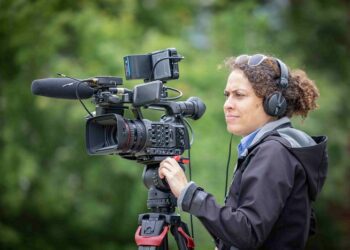 XF 系列最新成員亮相　Canon 全新輕巧型廣播級 4K 攝影機 XF605 開放預訂