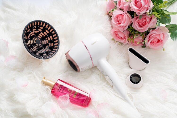 2022新年限定!PHILIPS x L’Oréal Paris耀眼聯名 煥髮女神節限量禮盒組 輕鬆打造女神質感髮! 2022新年限定!PHILIPS x L’Oréal Paris耀眼聯名 煥髮女神節限量禮盒組 輕鬆打造女神質感髮!