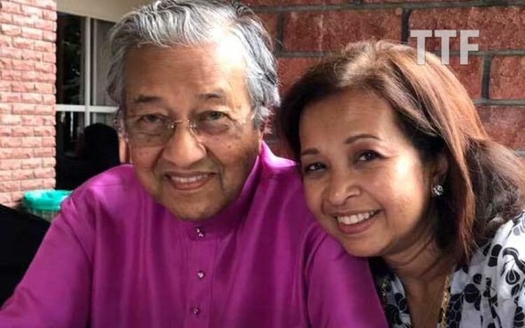 【马哈迪再入院】长女指父亲已能与家人互动 【马哈迪再入院】长女指父亲已能与家人互动