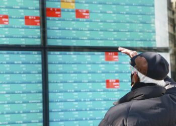 亚股周四反弹 港股收升一年半高位