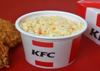 供应链出状况 大马KFC部分分店停售包菜沙拉