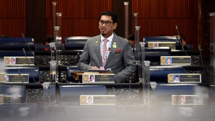 前泳将指控教练性侵 大马青体部：全力配合调查