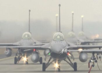 台湾F16战机坠海事件 飞行员证实死亡