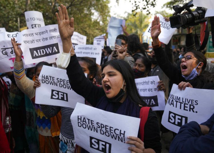 呼吁屠杀穆斯林 兴都教宗教师遭拘留 呼吁屠杀穆斯林 兴都教宗教师遭拘留