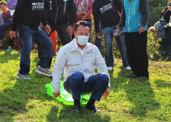 嘉縣「社區規劃師駐地輔導計劃」成果發表　翁章梁：改造空間讓社區往前走