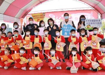 嘉義市111年環境清潔週 大小朋友齊動員 清淨嘉園迎新年