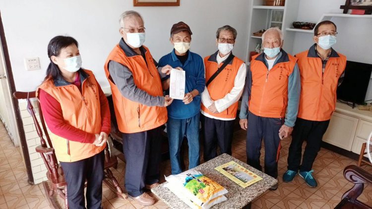 嘉義縣無極門功德行善會 持續濟助弱勢兒童及急難民眾