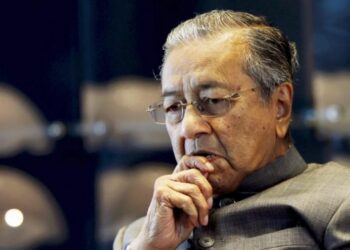 大马前首相马哈迪获准出院