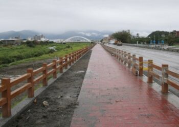 太平溪左岸步道全線通行 饒慶鈴期許打造環狀步道友善休閒環境