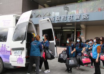 寒冬送暖出任務 台東縣府推動居家安檢助獨老過好年
