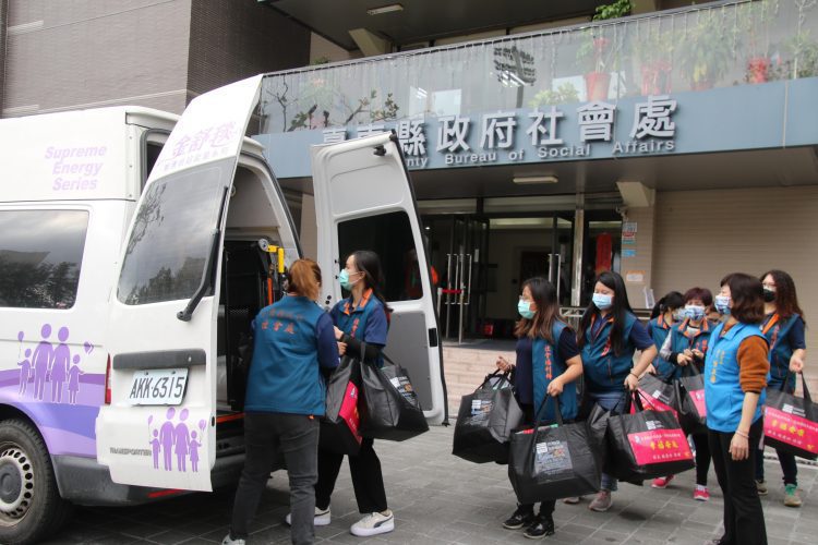寒冬送暖出任務 台東縣府推動居家安檢助獨老過好年