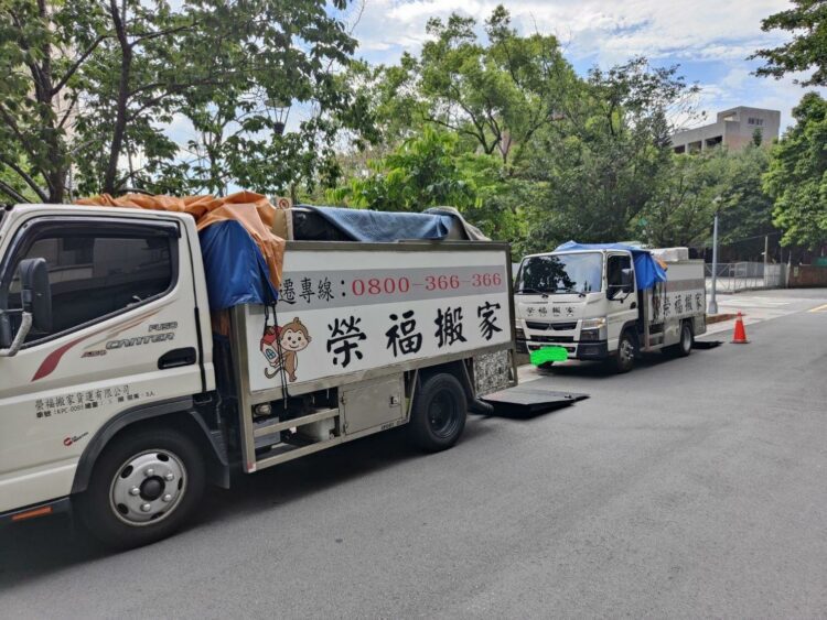 年節焦慮怕搬家 榮福懶人搬家客製需求 榮福搬家黎經理表示,搬家的領域中,屬於我們最價格透明合理且服務多元。(圖/榮福搬家提供)